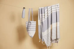 BUTELKA NILS 0,5L, BIAŁY/CZARNY 24/12 H / Czarno-Biały 5018318-