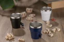 Kubek z recyklingowanej stali nierdzewnej MAKEL 300 ml / Granatowy 16404-06