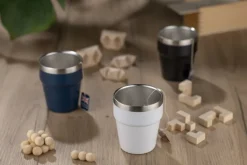 Kubek z recyklingowanej stali nierdzewnej VIVO 250 ml / Zielony 16405-05