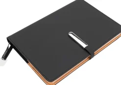 Notatnik A5 w linie ELEGANCE Pierre Cardin / Czarny B4016600IP303
