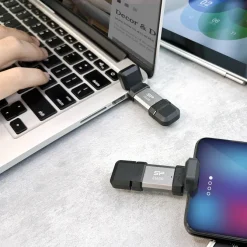 Pendrive Mobile C51, 256GB 3.2 Silicon Power / Czarny EG834203 256GB