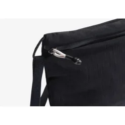 Saszetka zapinana w pasie, nerka Bellroy / Czarny P763.3801