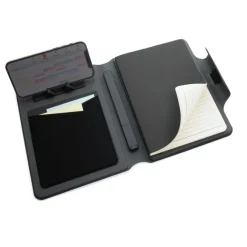 Teczka konferencyjna, notatnik A5, ładowarka bezprzewodowa, power bank 8000 mAh / Czarny P774.312