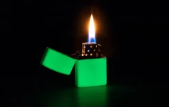 Zapalniczka Zippo Classic / Glow in the Dark ZIP60005856
